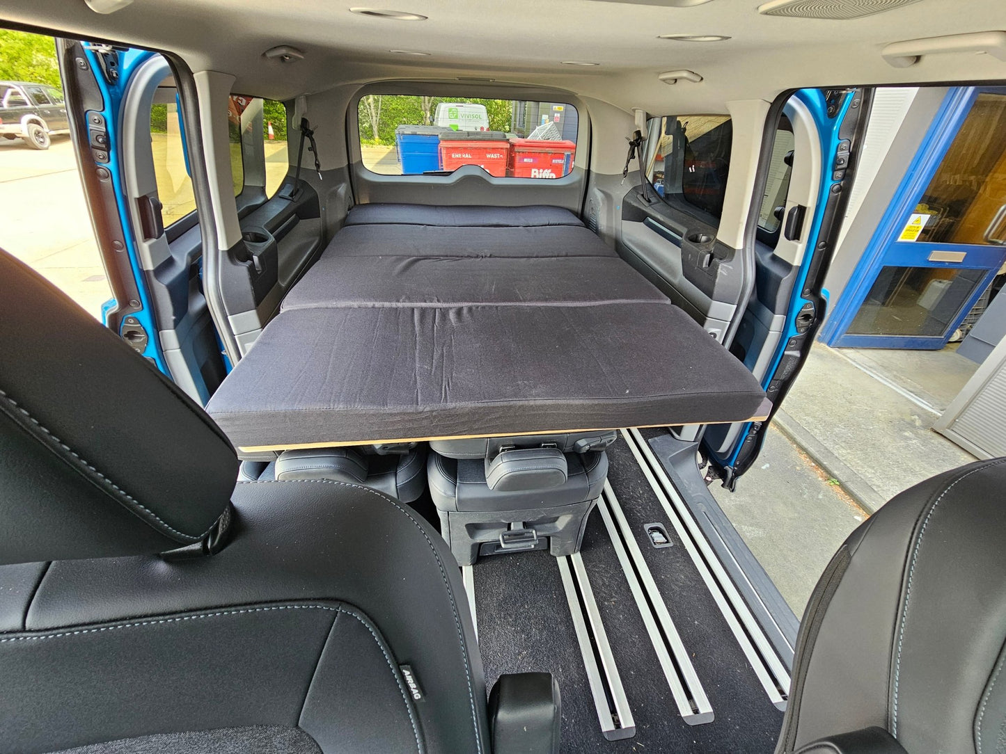 Bed System for Volkswagen T7 Caravelle - Ford Tourneo custom - SWB - Vangear UK