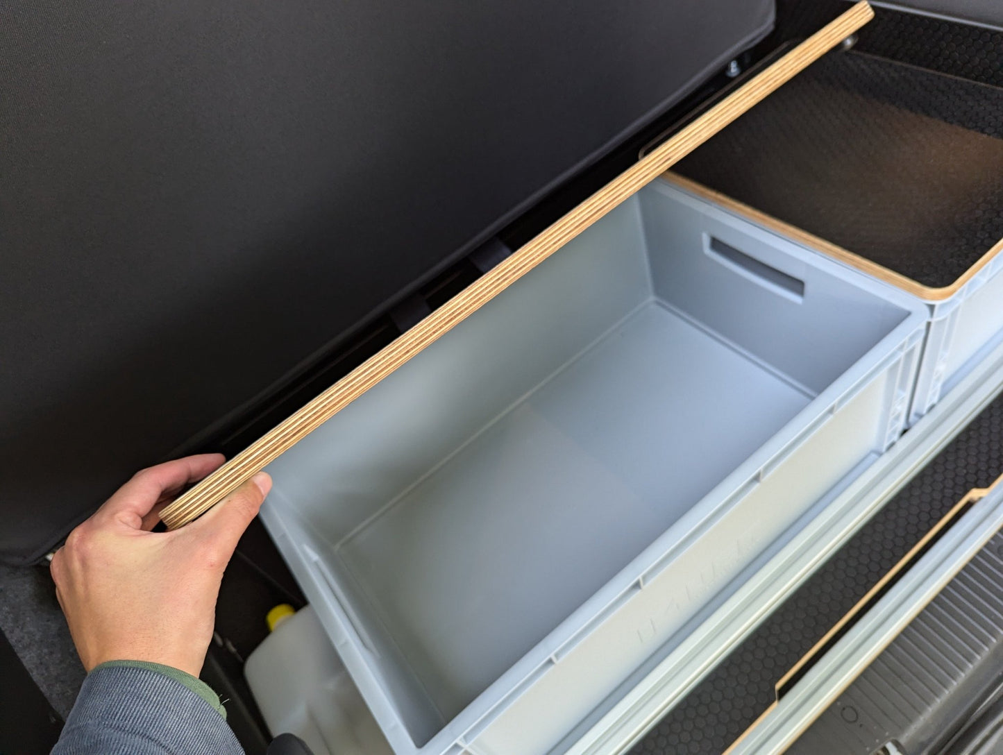 Black Hex Auer Euro Box Tops - Vangear UK