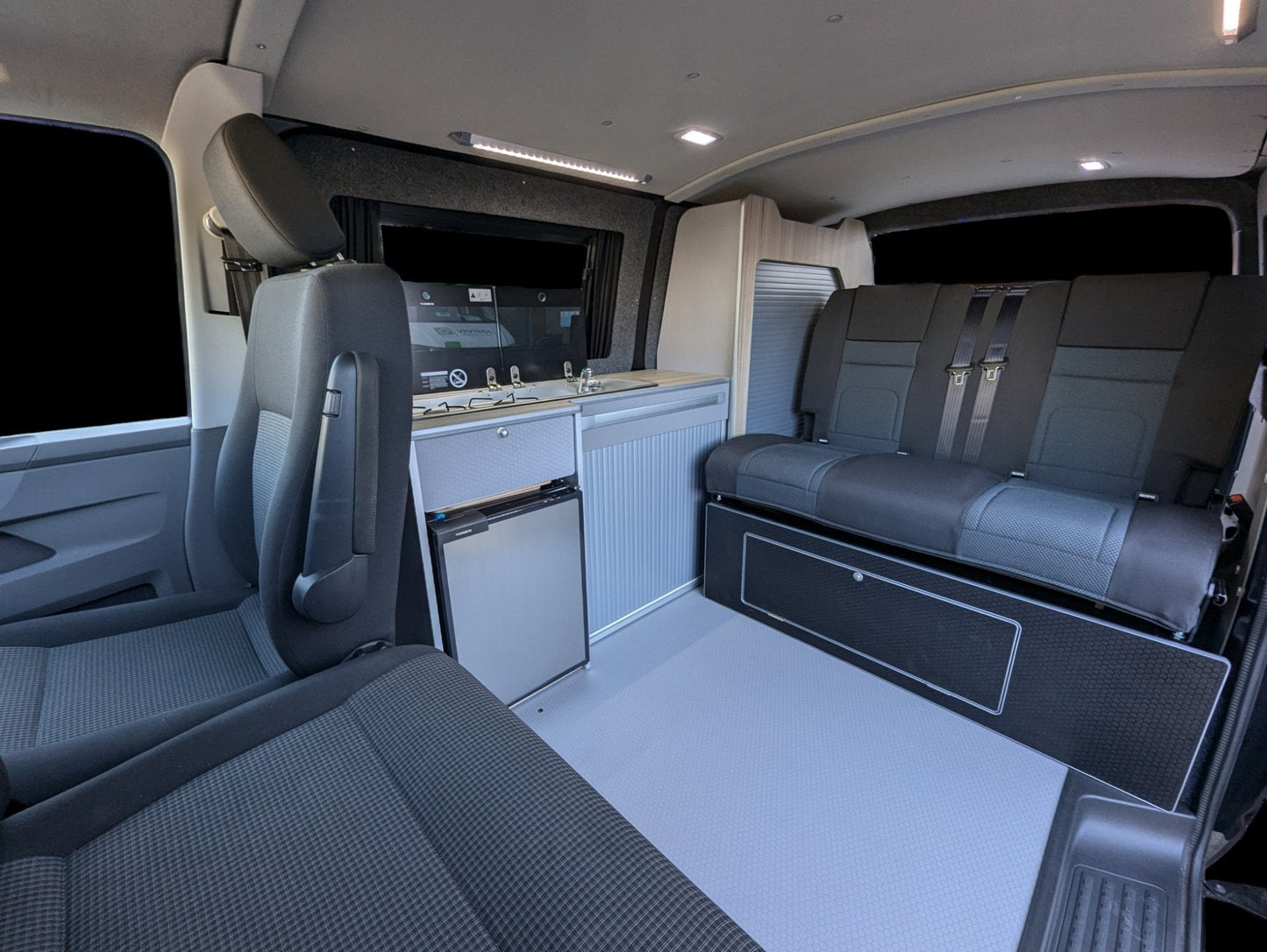COMBI PACK Transporter - System / RIB bed Volkswagen Transporter SWB (NOT including fridge) - Vangear UK