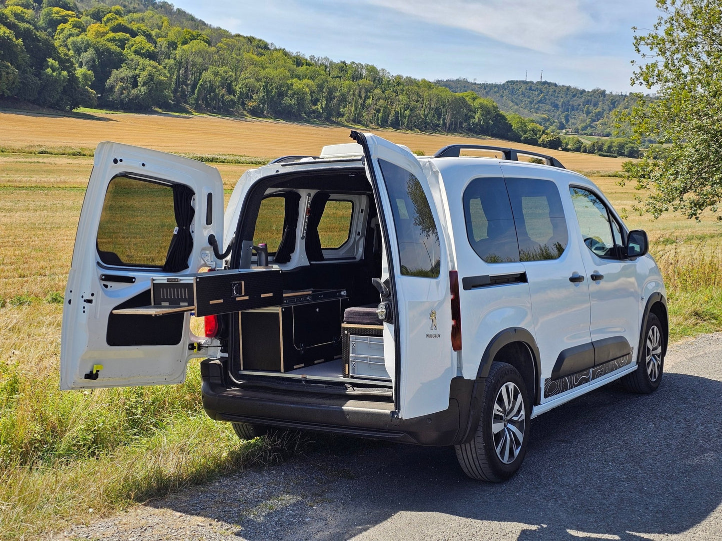 FOR SALE - Peugeot Partner 2021 Campervan with a Vangear "Freerunner" conversion. - Vangear UK