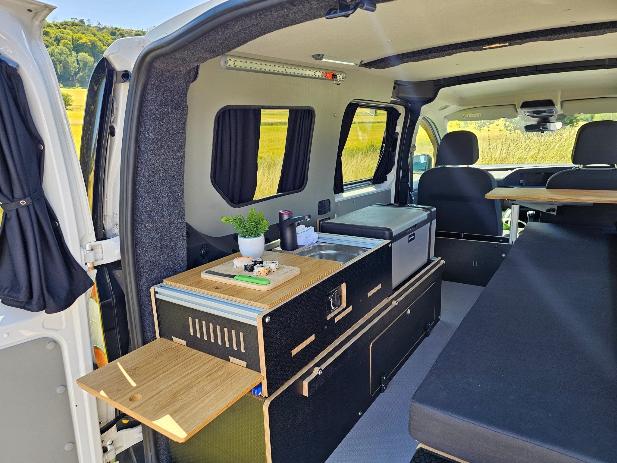 FOR SALE - Volkswagen 2021 Caddy Maxi Mk5 Campervan with a Vangear "Freerunner" conversion. - Vangear UK