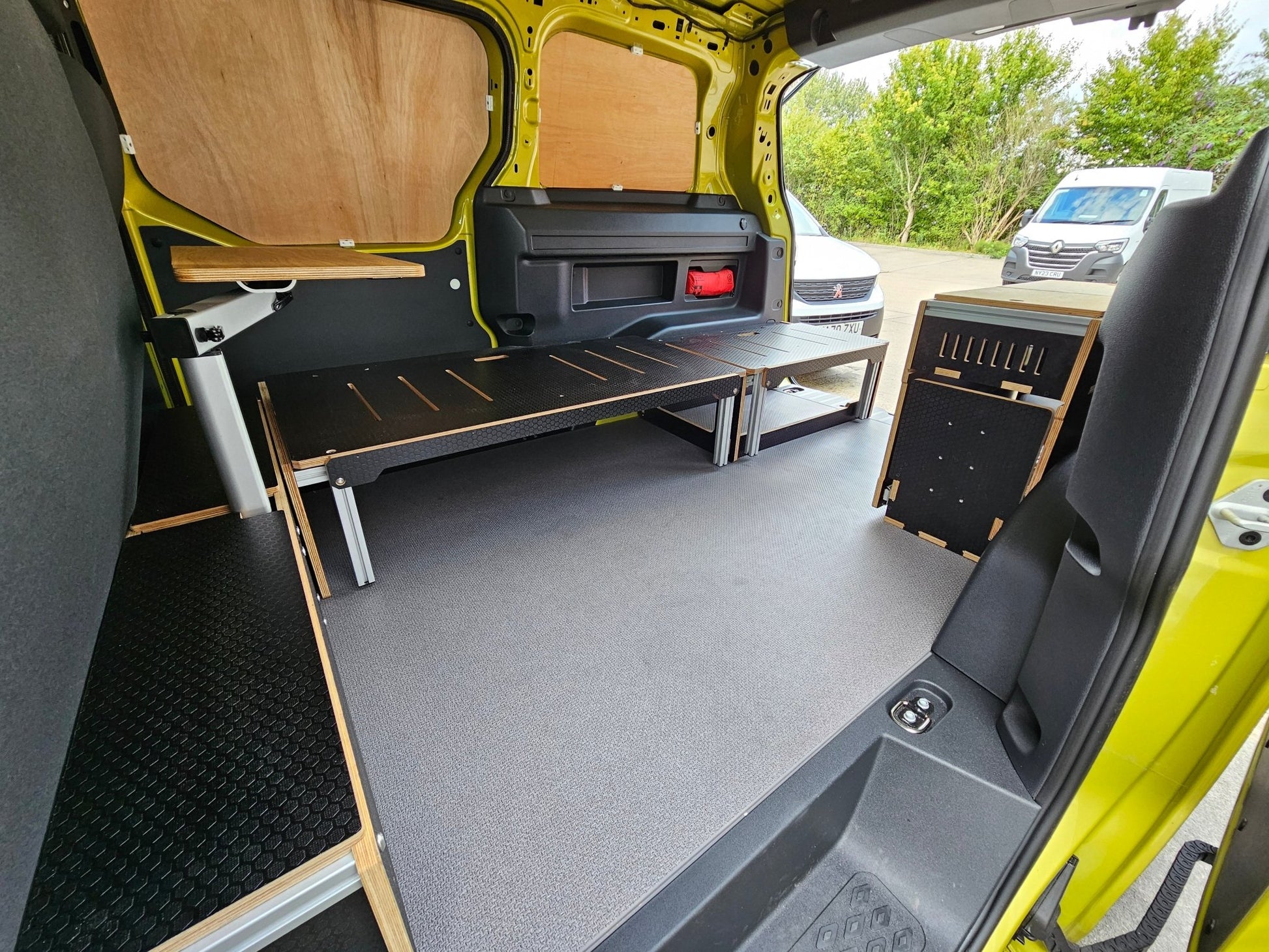 NEW Buzz - Kit for the Volkswagen id.buzz cargo (supply & fit) NEW "Freerunner" - Vangear UK