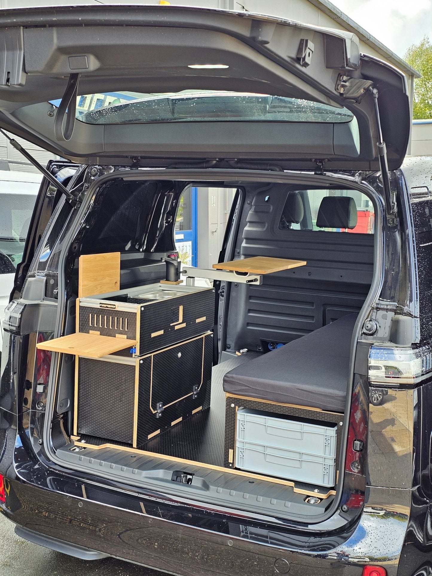 NEW Buzz - Kit for the Volkswagen id.buzz cargo (supply & fit) NEW "Freerunner" - Vangear UK