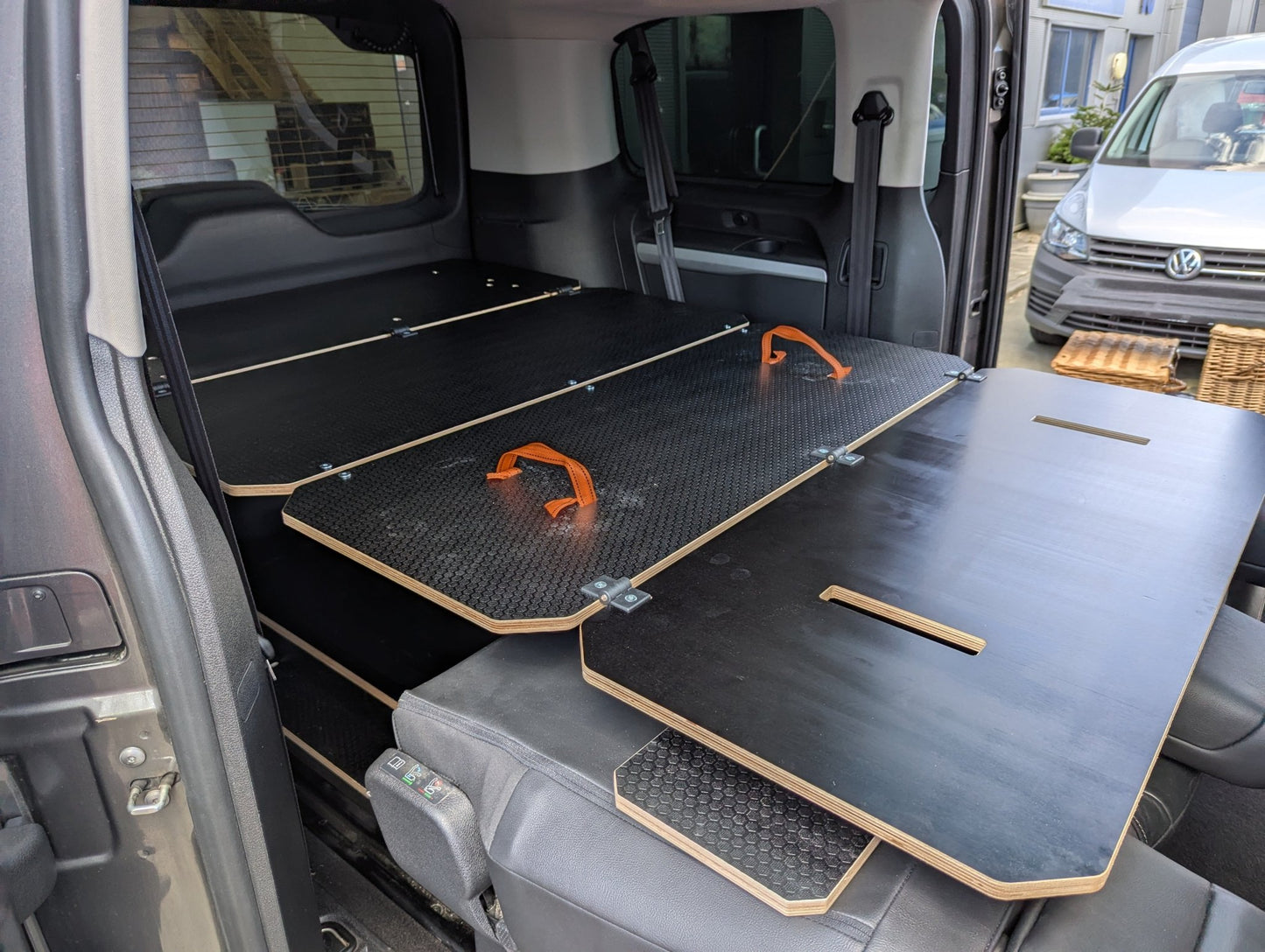 NEW Vangear 3rd row - Bed - Spacetourer/Traveller/Proace campervan Bed for 3rd row seats - Vangear UK