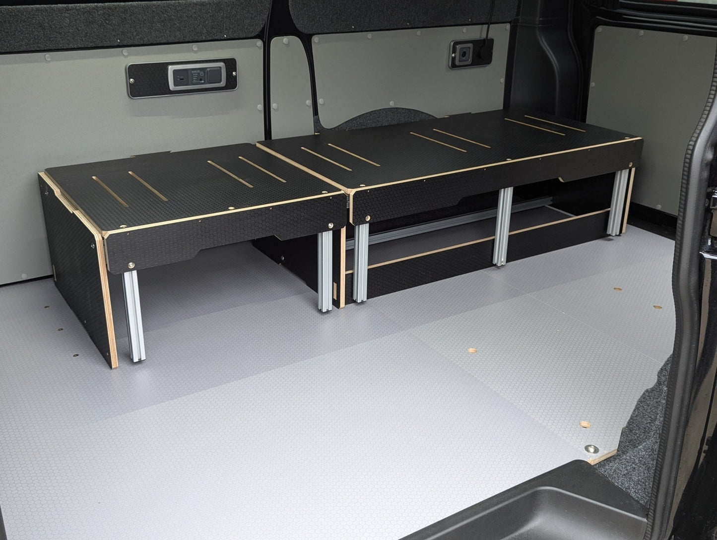 NEW Vangear campervan Compact - Bed 2.0 - Universal fit - Vangear UK