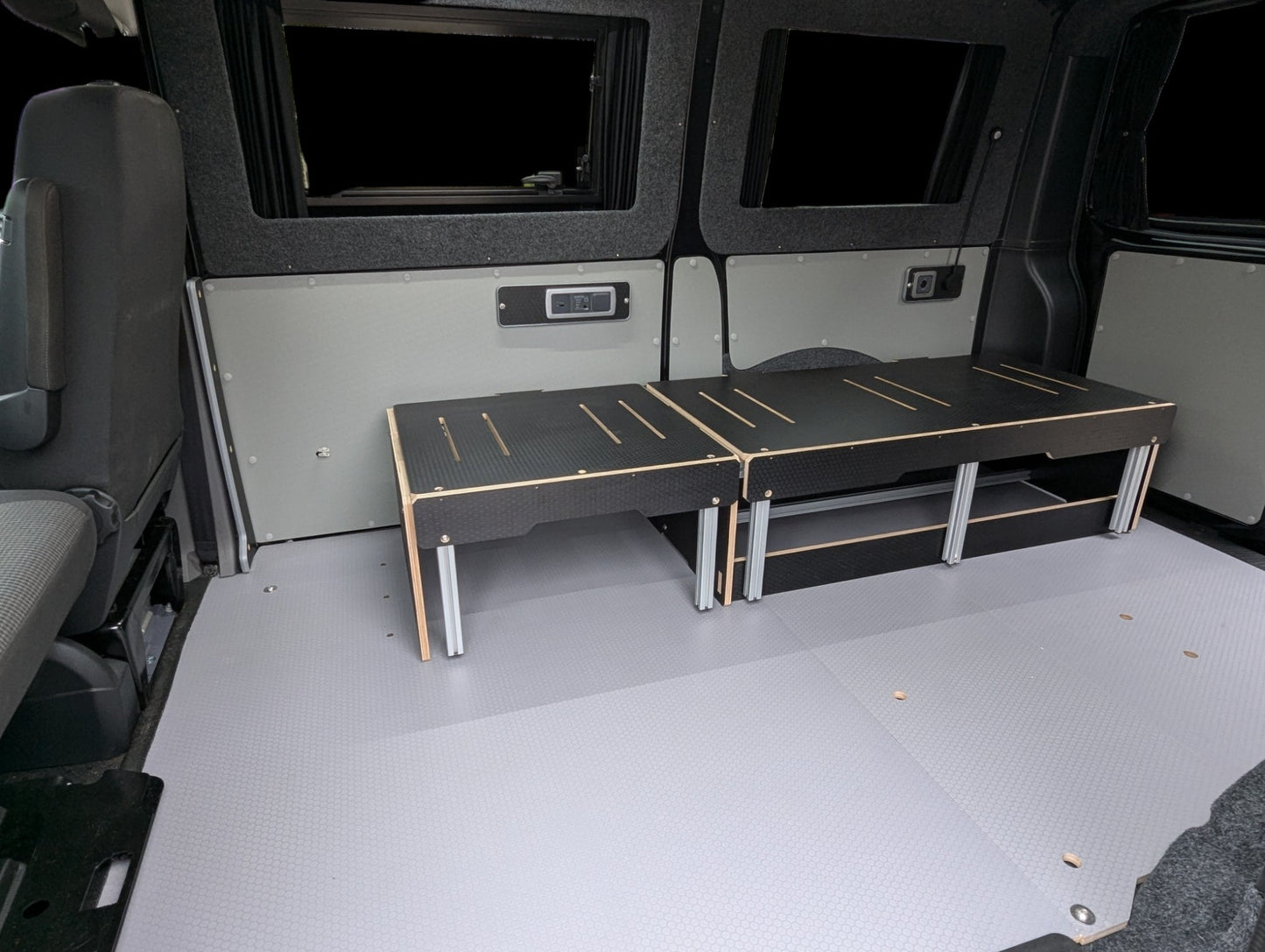 NEW Vangear campervan Compact - Bed 2.0 - Universal fit - Vangear UK