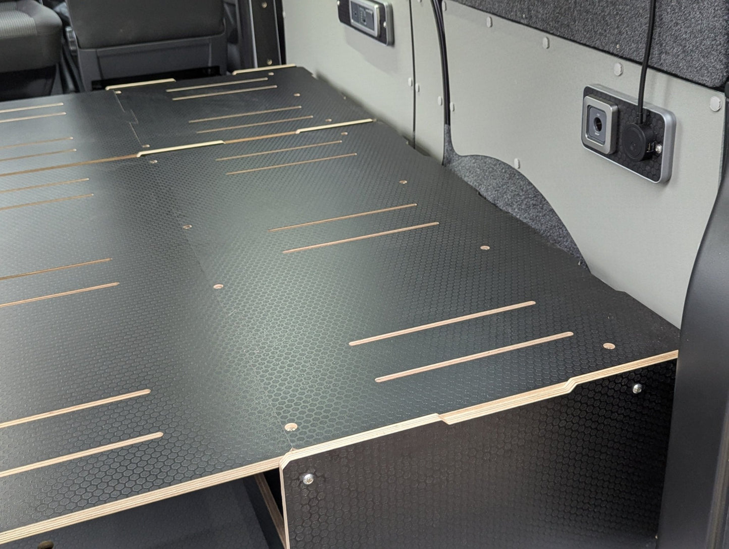 NEW Vangear campervan Compact - Bed 2.0 - Universal fit - Vangear UK