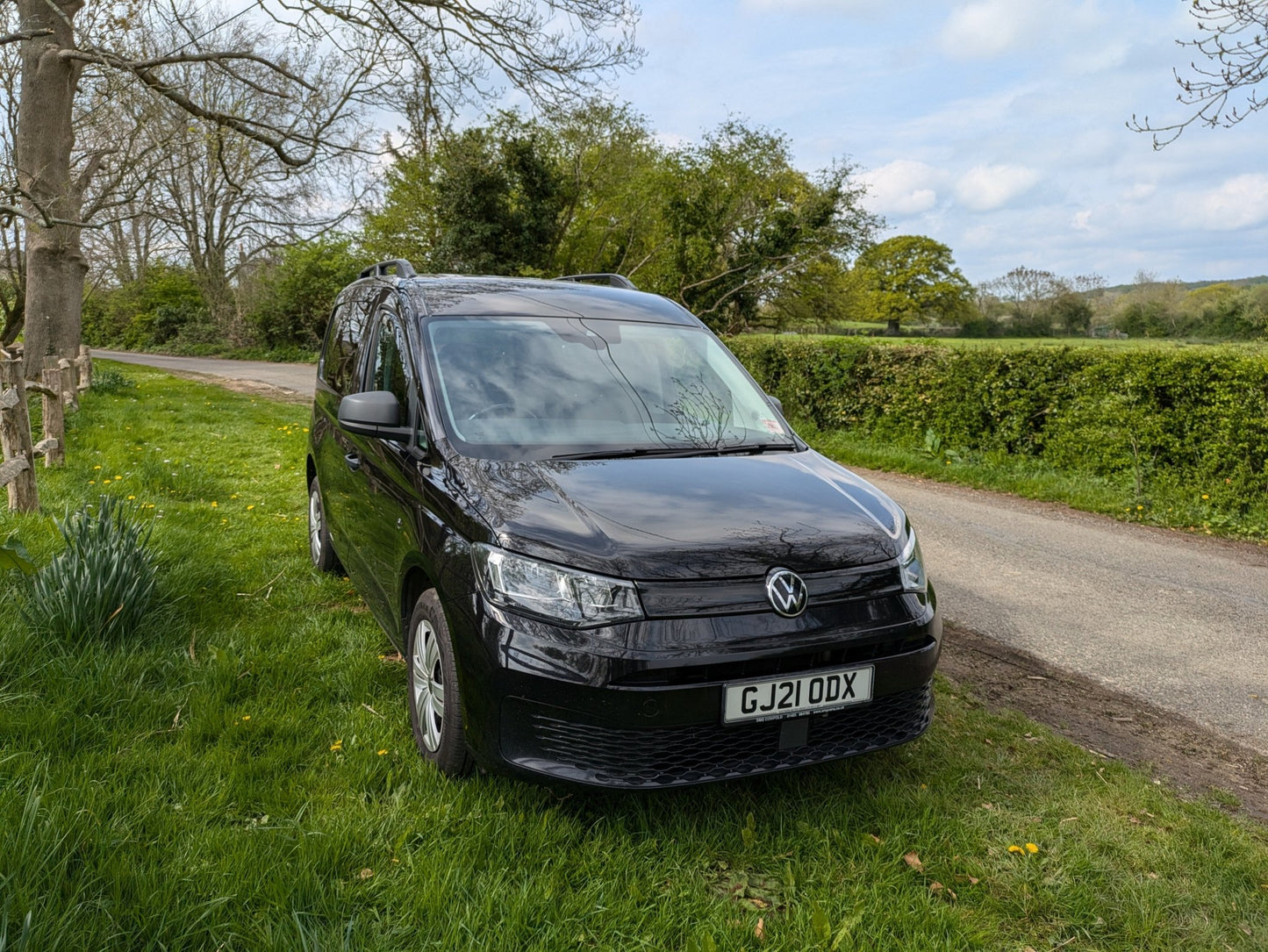 Volkswagen 2021 Caddy Mk5 Campervan with a Vangear "CLUB" conversion. GJ21 ODX - Vangear UK