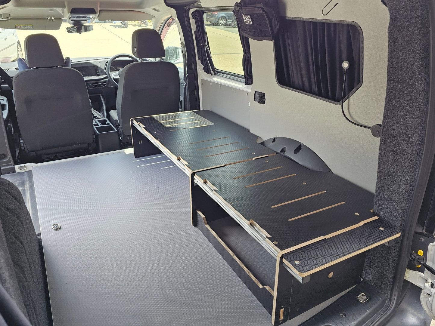 Volkswagen Caddy Maxi mk5 Compact - Bed by Vangear - campervan bed - Vangear UK