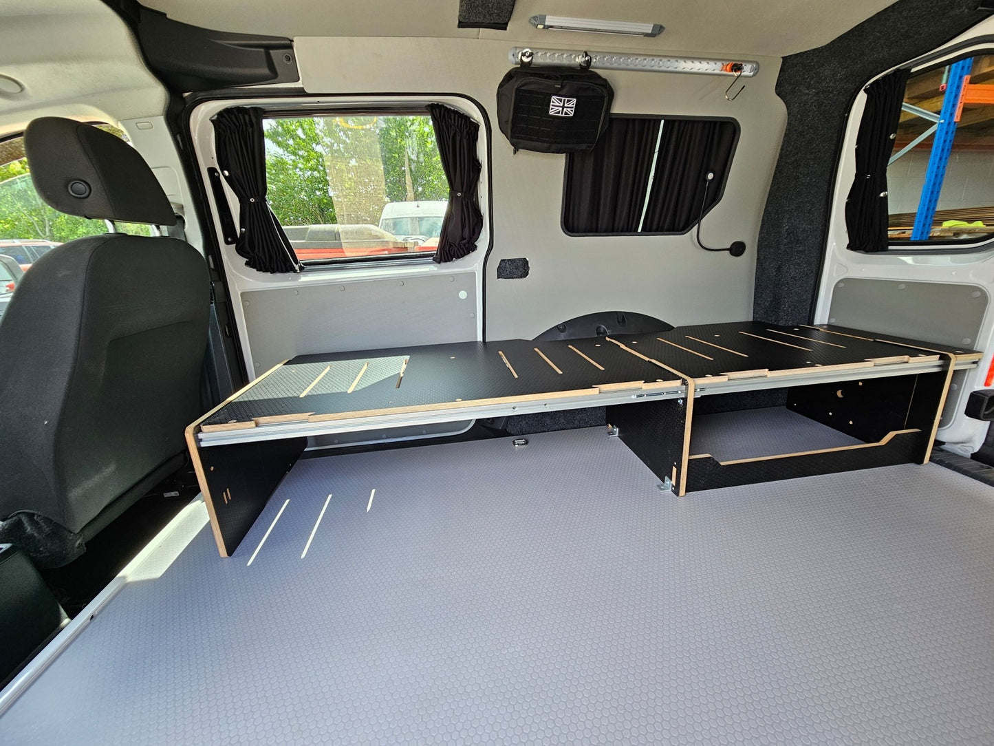 Volkswagen Caddy Maxi mk5 Compact - Bed by Vangear - campervan bed - Vangear UK