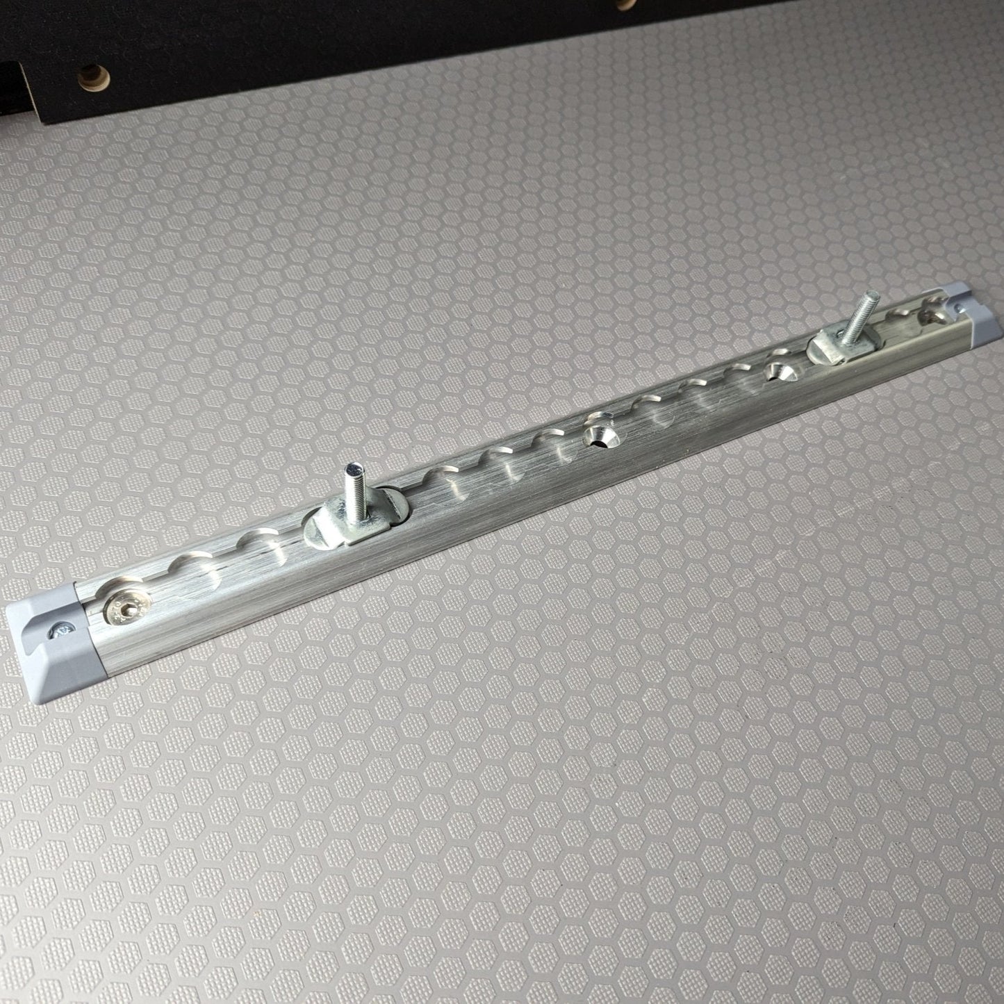 Unwin Rail Section - Vangear UK