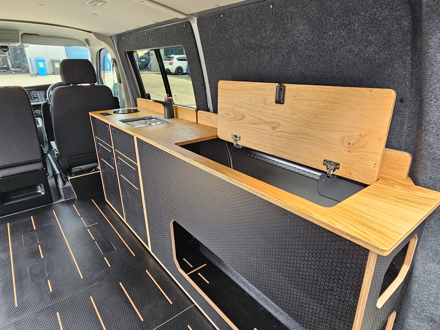 VW T6 & T6.1 - Down the side furniture - Woody-Pods