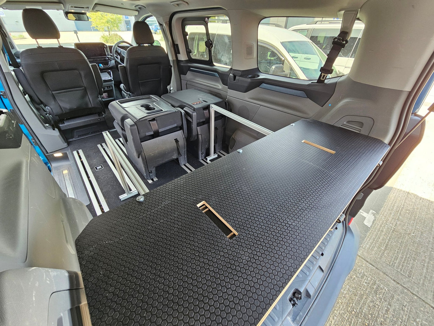 Bed System for Volkswagen T7 Caravelle - Ford Tourneo custom - SWB - Vangear UK