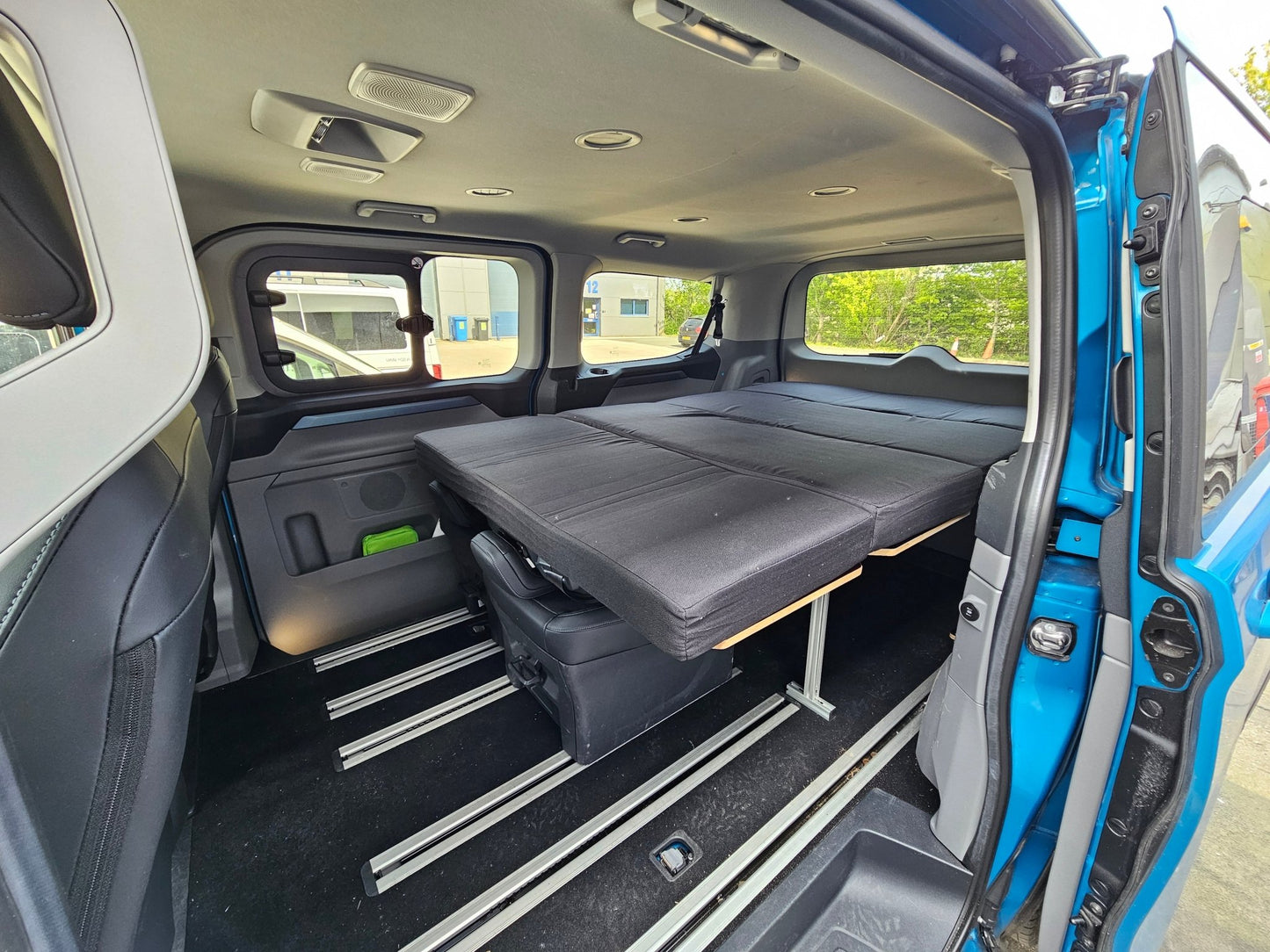Bed System for Volkswagen T7 Caravelle - Ford Tourneo custom - SWB - Vangear UK