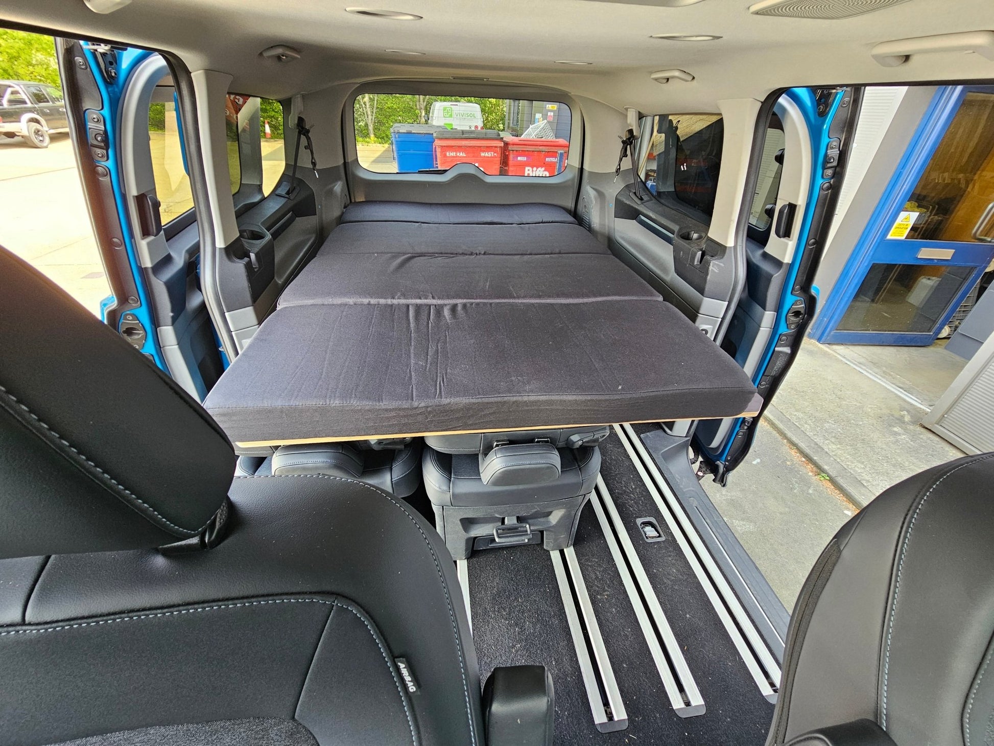 Bed System for Volkswagen T7 Caravelle - Ford Tourneo custom - SWB - Vangear UK