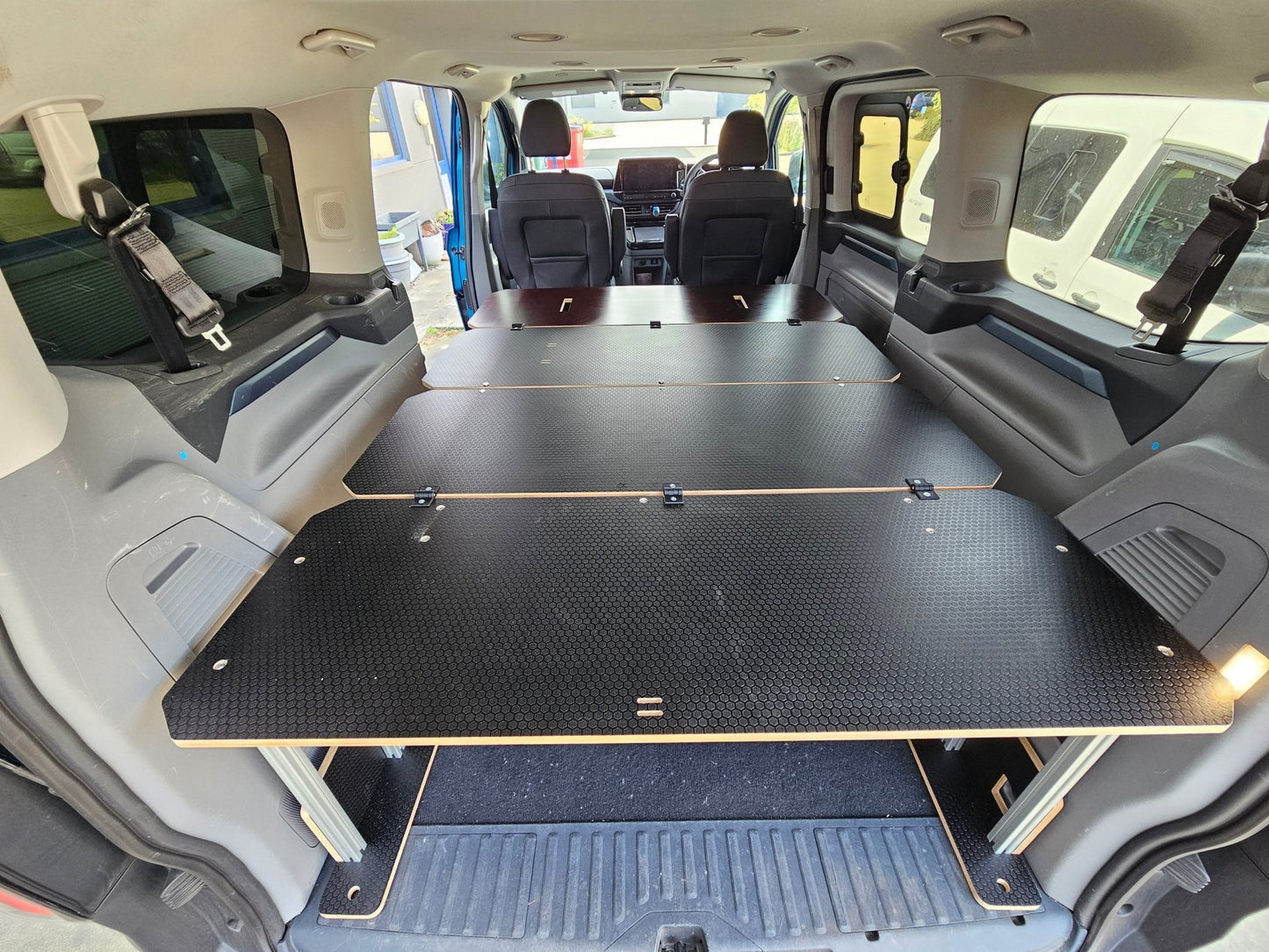 Bed System for Volkswagen T7 Caravelle - Ford Tourneo custom - SWB - Vangear UK