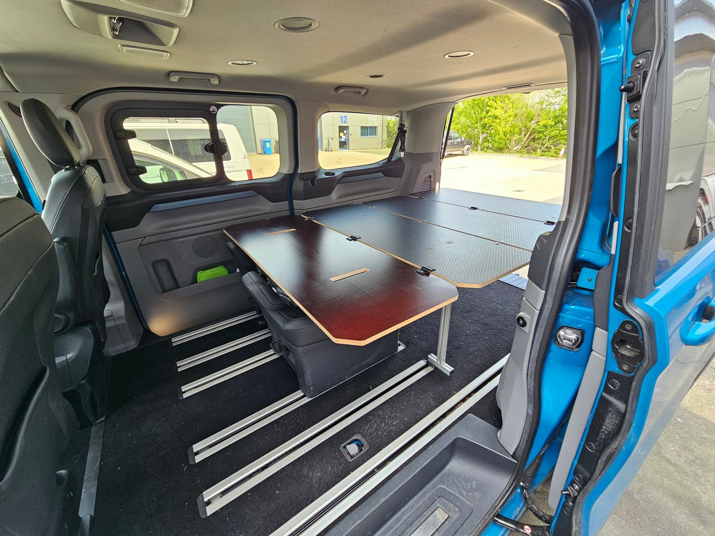 Bed System for Volkswagen T7 Caravelle - Ford Tourneo custom - SWB - Vangear UK