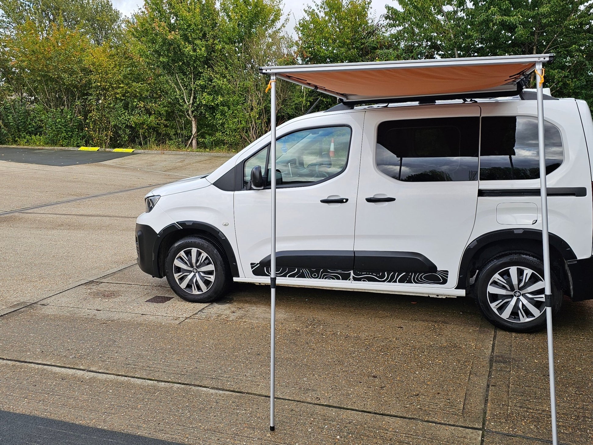 FOR SALE - Peugeot Partner 2021 Campervan with a Vangear "Freerunner" conversion. - Vangear UK