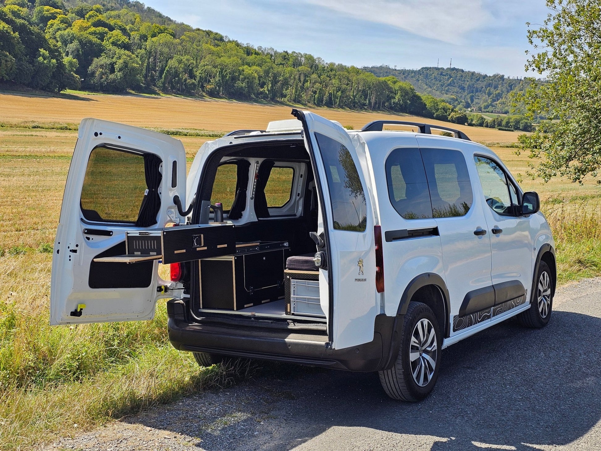 FOR SALE - Peugeot Partner 2021 Campervan with a Vangear "Freerunner" conversion. - Vangear UK