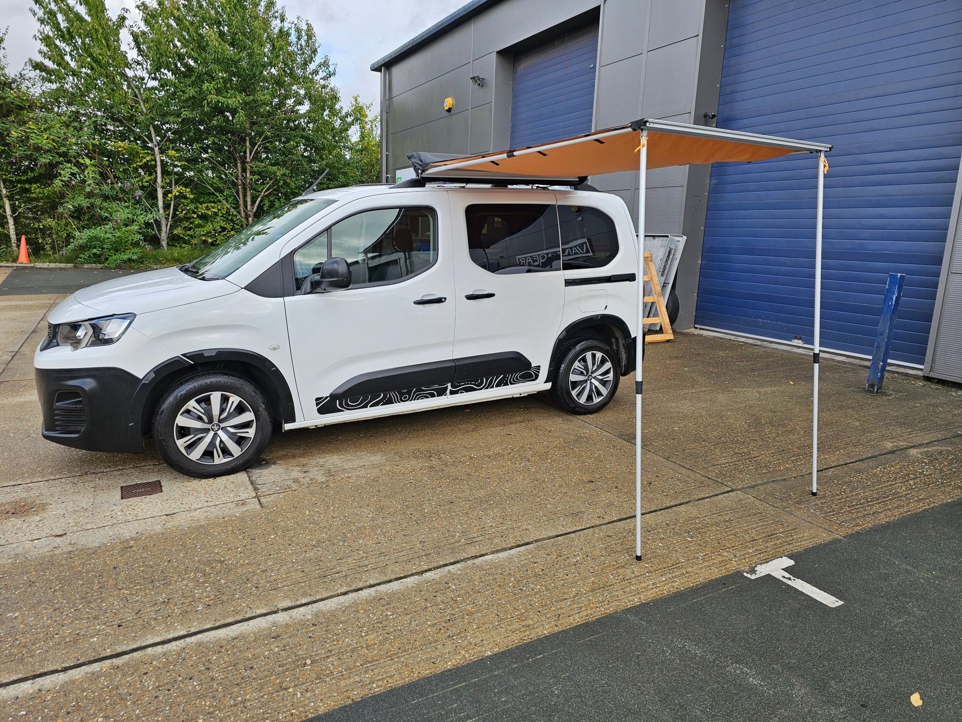FOR SALE - Peugeot Partner 2021 Campervan with a Vangear "Freerunner" conversion. - Vangear UK