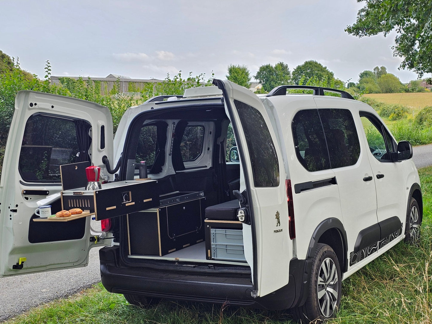 FOR SALE - Peugeot Partner 2021 Campervan with a Vangear "Freerunner" conversion. - Vangear UK