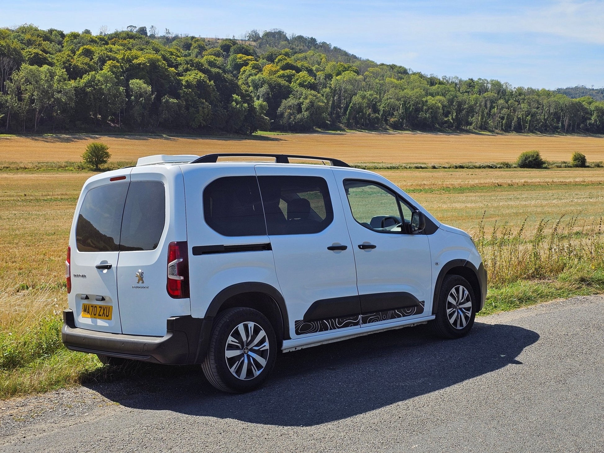 FOR SALE - Peugeot Partner 2021 Campervan with a Vangear "Freerunner" conversion. - Vangear UK