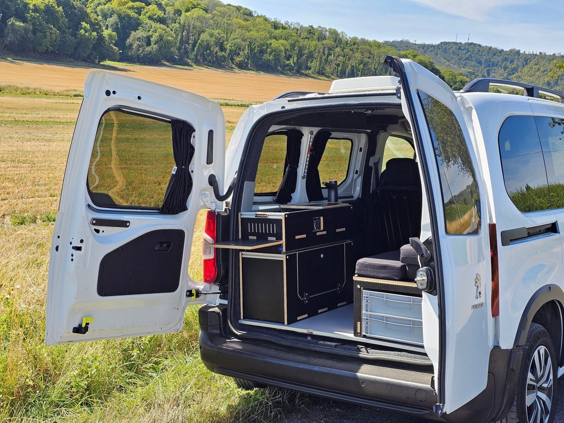 FOR SALE - Peugeot Partner 2021 Campervan with a Vangear "Freerunner" conversion. - Vangear UK