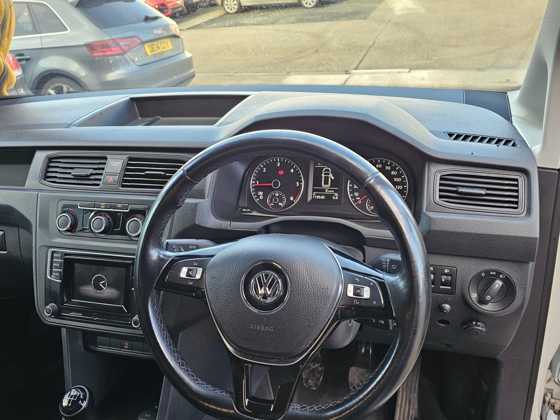 FOR SALE Volkswagen Caddy Maxi 4 Vangear "FREERUNNER" campervan - Vangear UK