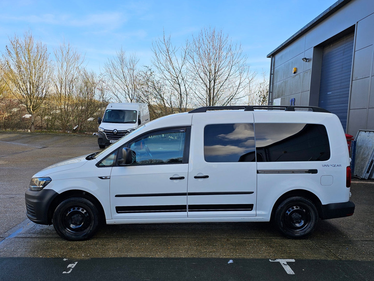 FOR SALE Volkswagen Caddy Maxi 4 Vangear "FREERUNNER" campervan - Vangear UK