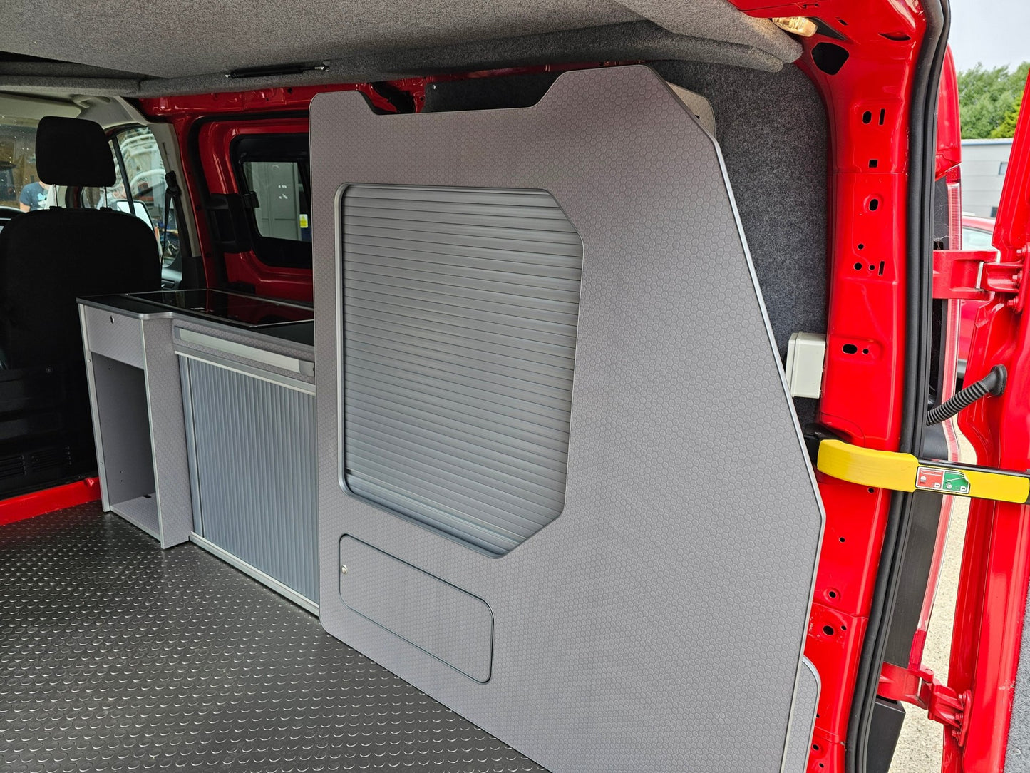 Ford Transit Custom - System 50L (NOT including fridge) (SWB L1) - Vangear UK