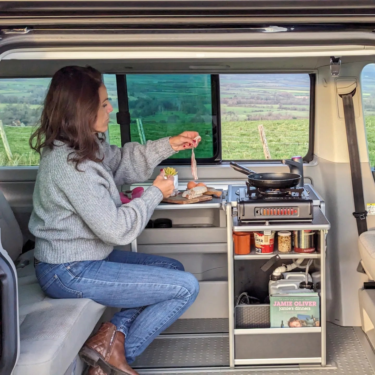 IN STOCK SALE Vangear Mini-Pod Campervan Kitchen Pod 3.0 - Black - Vangear UK
