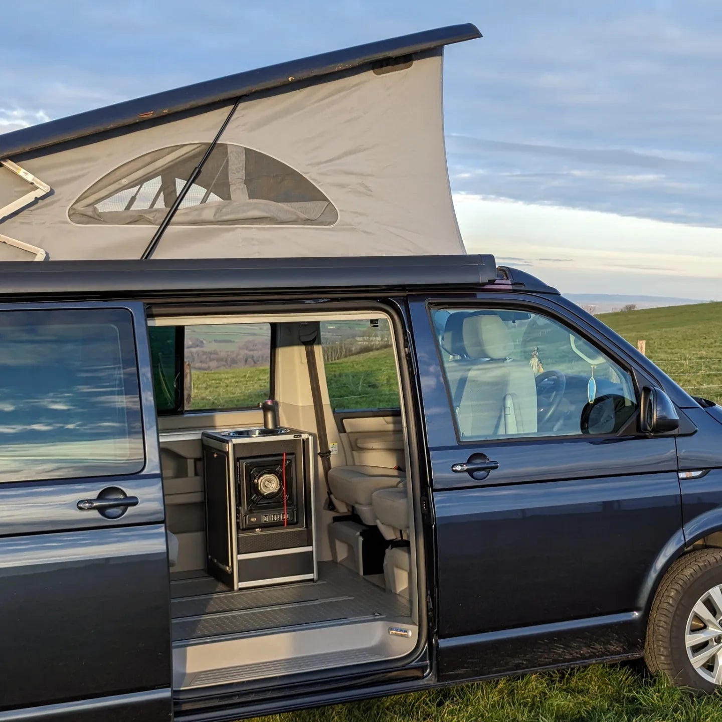 IN STOCK SALE Vangear Mini-Pod Campervan Kitchen Pod 3.0 - Black - Vangear UK