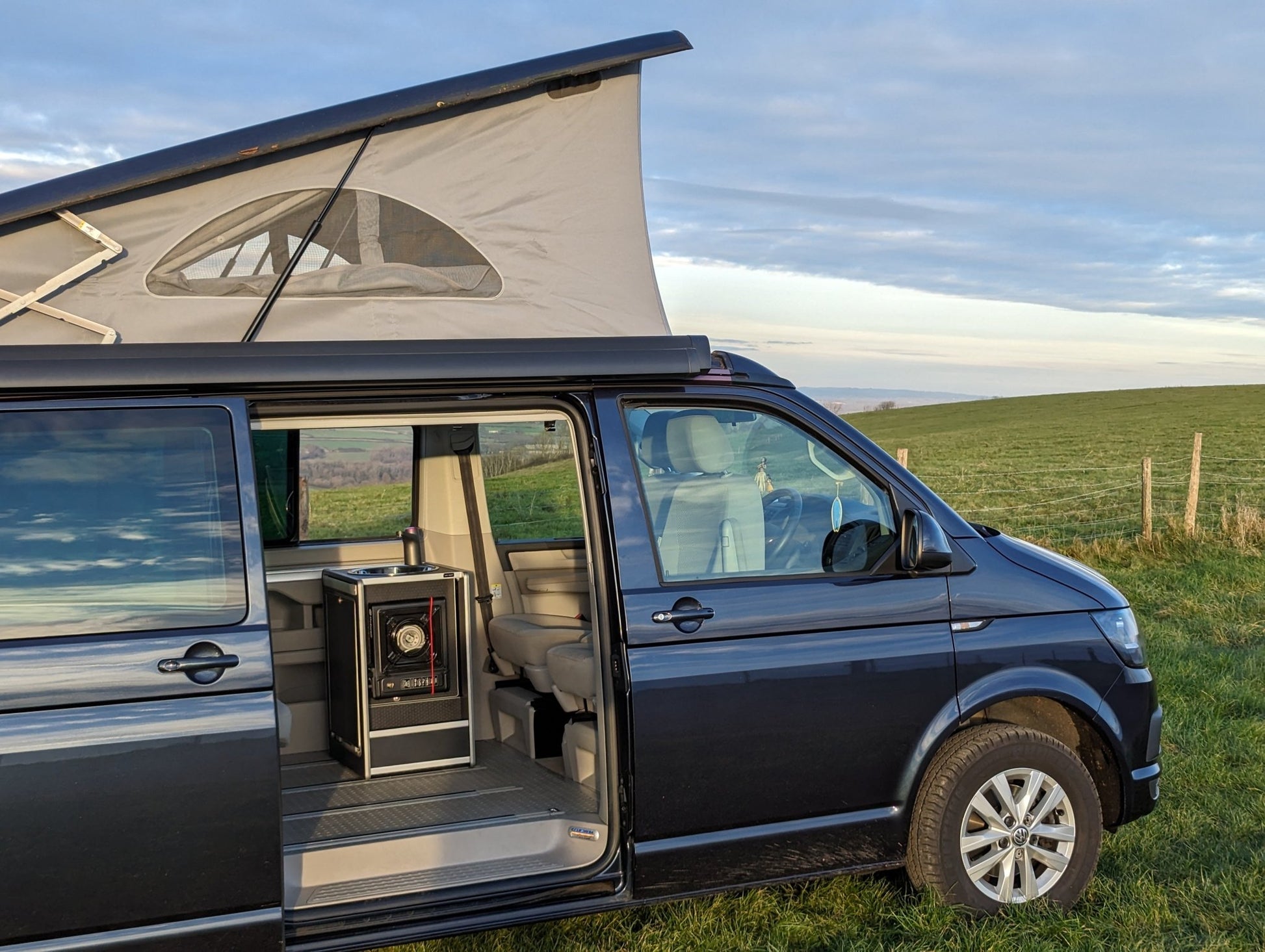 IN STOCK SALE Vangear Mini-Pod Campervan Kitchen Pod 3.0 - Black - Vangear UK