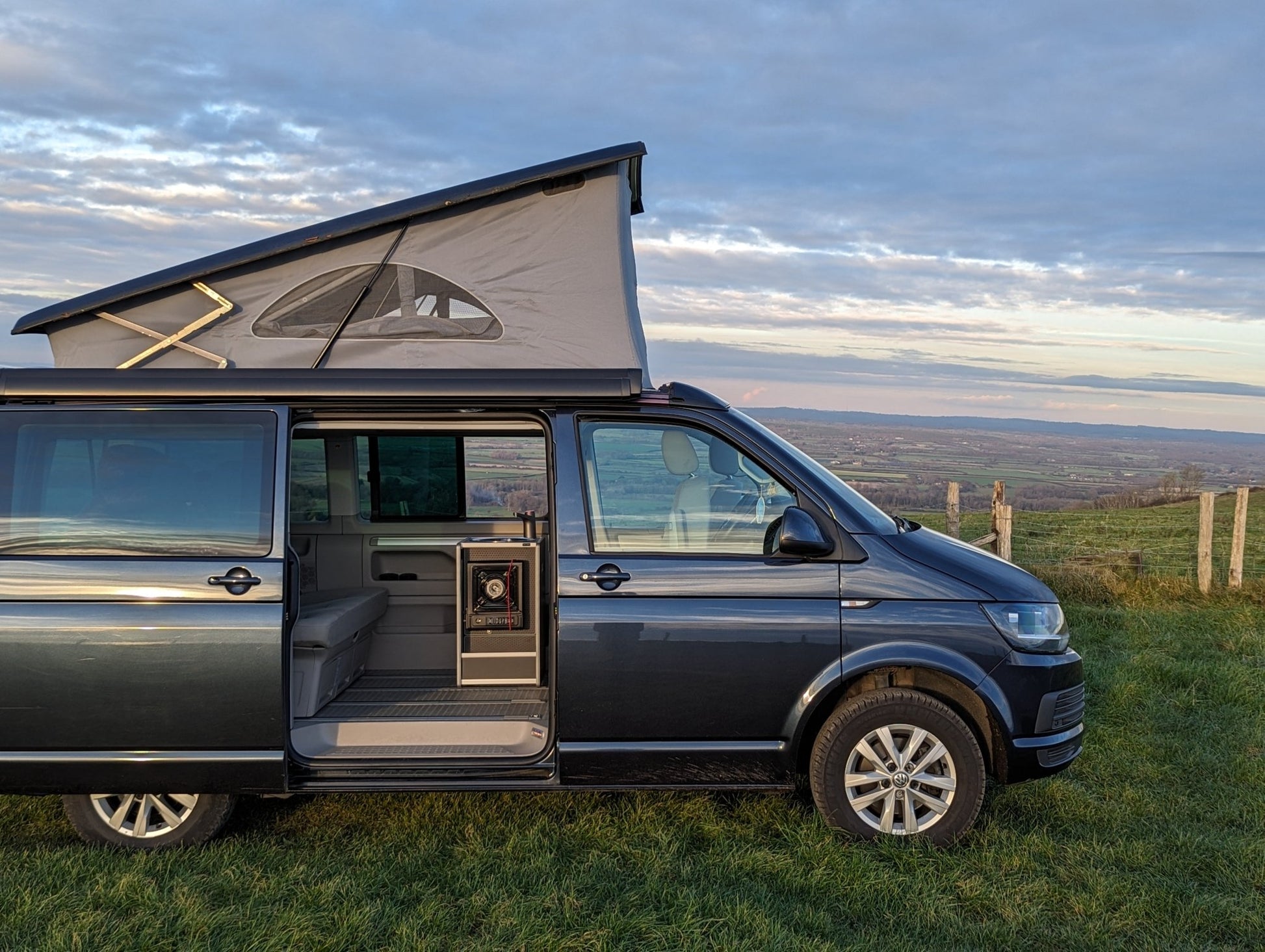 IN STOCK SALE Vangear Mini-Pod Campervan Kitchen Pod 3.0 - Black - Vangear UK