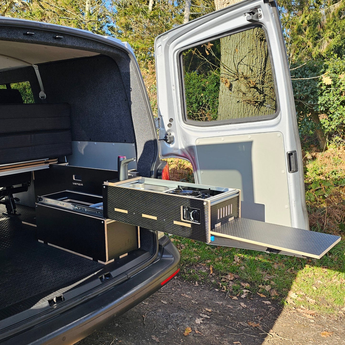 Kombi Crew Cab Bed System for Volkswagen T5 T6 T6.1 kombi - Vangear UK