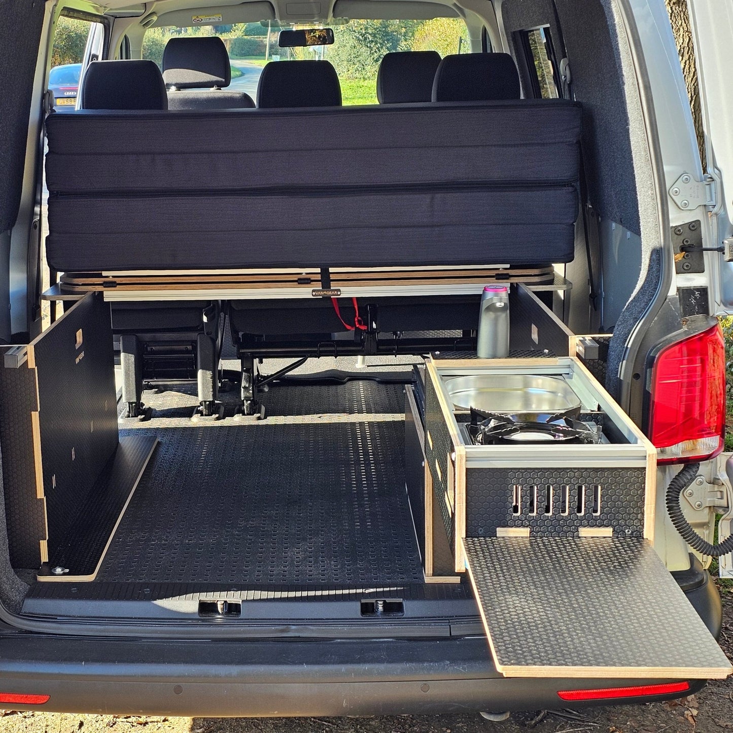 Kombi Crew Cab Bed System for Volkswagen T5 T6 T6.1 kombi - Vangear UK
