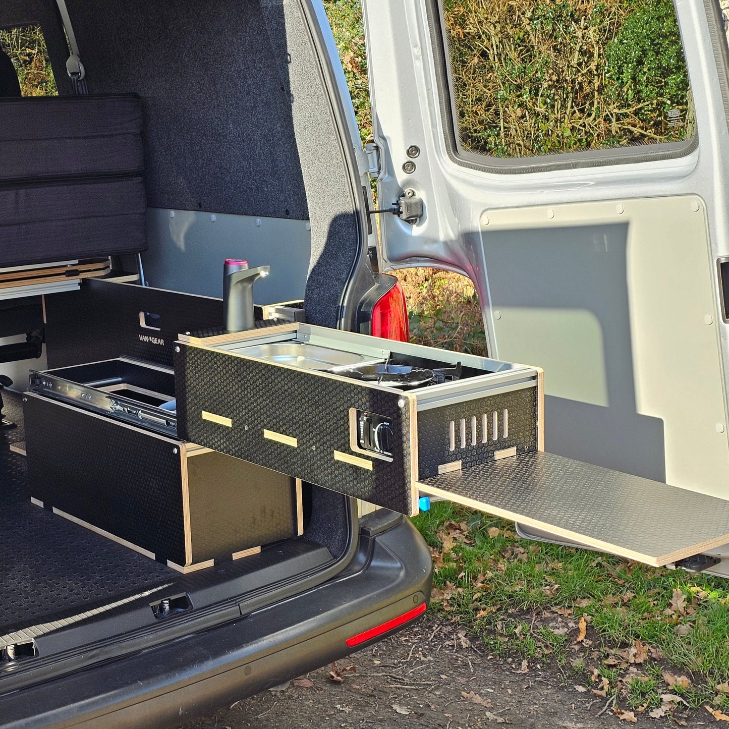 Kombi Crew Cab Bed System for Volkswagen T5 T6 T6.1 kombi - Vangear UK