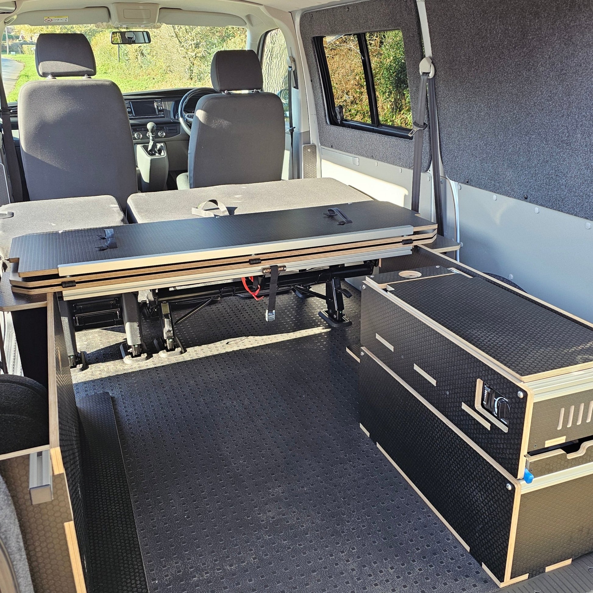 Kombi Crew Cab Bed System for Volkswagen T5 T6 T6.1 kombi - Vangear UK