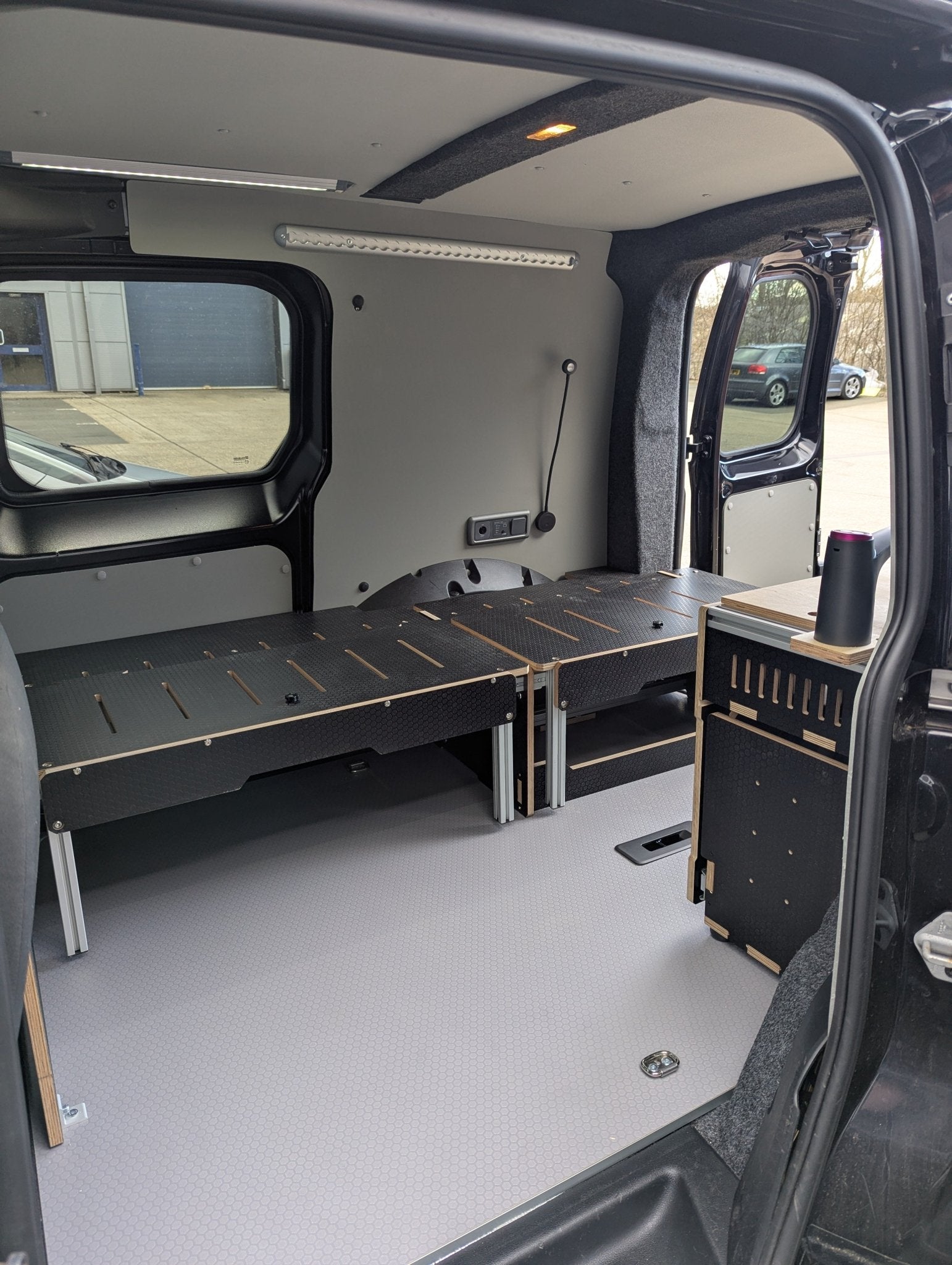 NEW Volkswagen Caddy 5 Compact - Bed by Vangear - campervan bed - Vangear UK