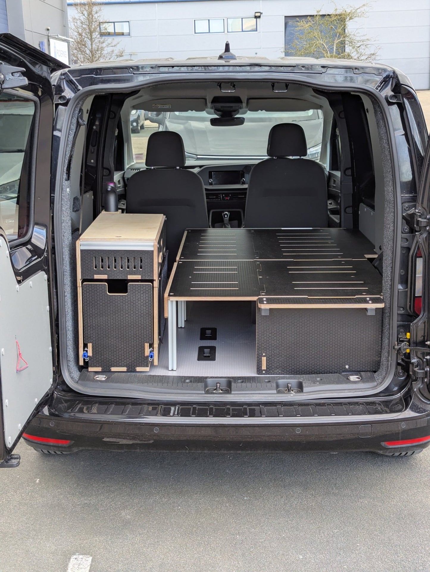NEW Volkswagen Caddy 5 Compact - Bed by Vangear - campervan bed - Vangear UK