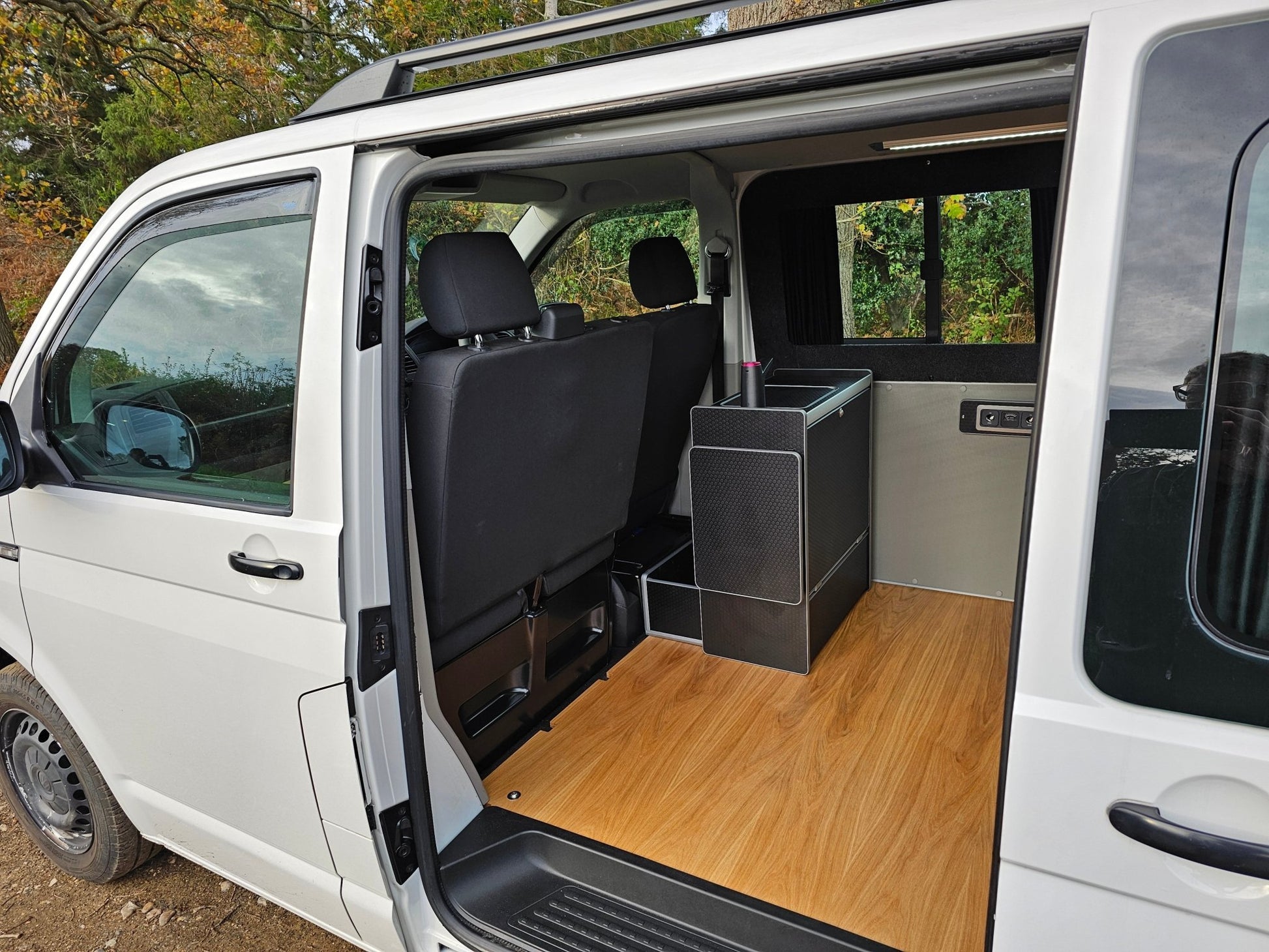 Pod mounting plate for VW Transporter - Vangear UK