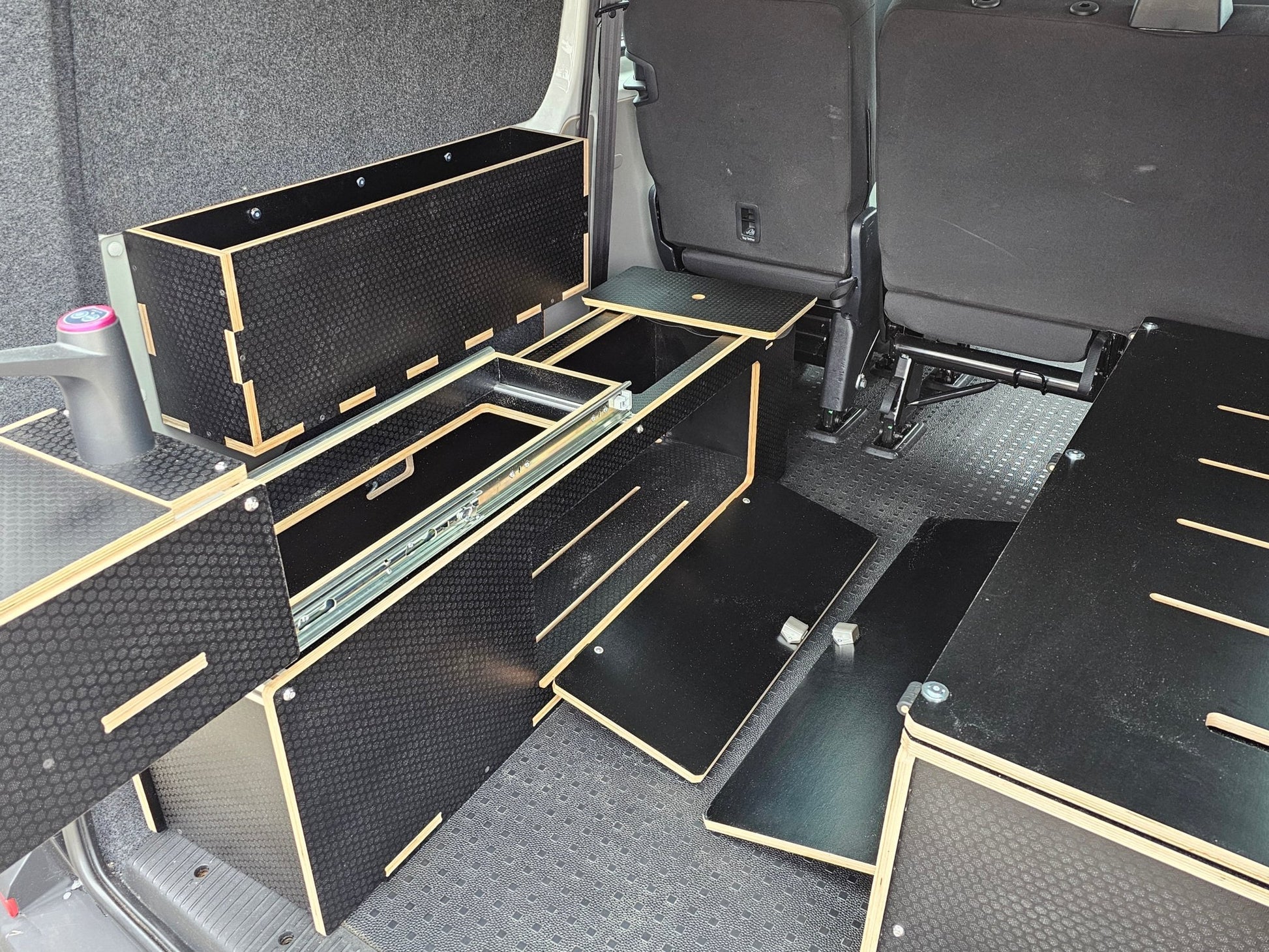 SALE Volkswagen T5 T6 T6.1 Kombi - crew cab conversion pack (USED)(Supply & fit at our workshop) - Vangear UK