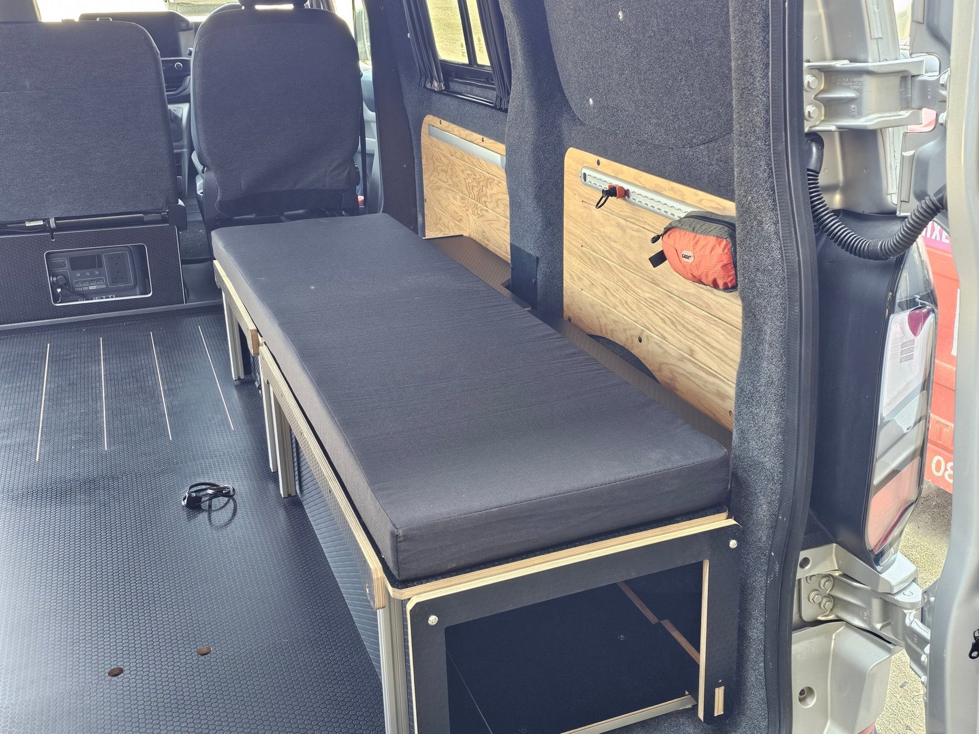 Vangear VolkswagenT7 Transporter-Ford Custom-Bed SWB (bed only) - Vangear UK