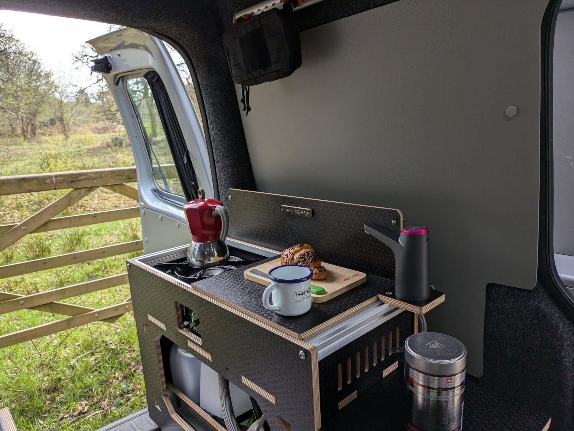 Volkswagen 2019 Caddy Campervan with a Vangear "CLUB" conversion. - Vangear UK