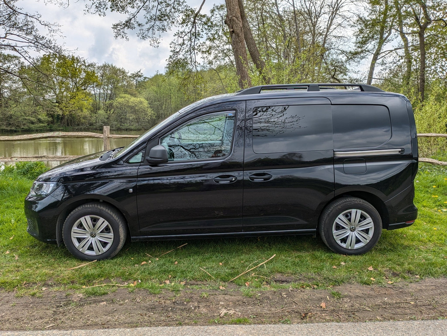 Volkswagen 2021 Caddy Mk5 Campervan with a Vangear "CLUB" conversion. GJ21 ODX - Vangear UK