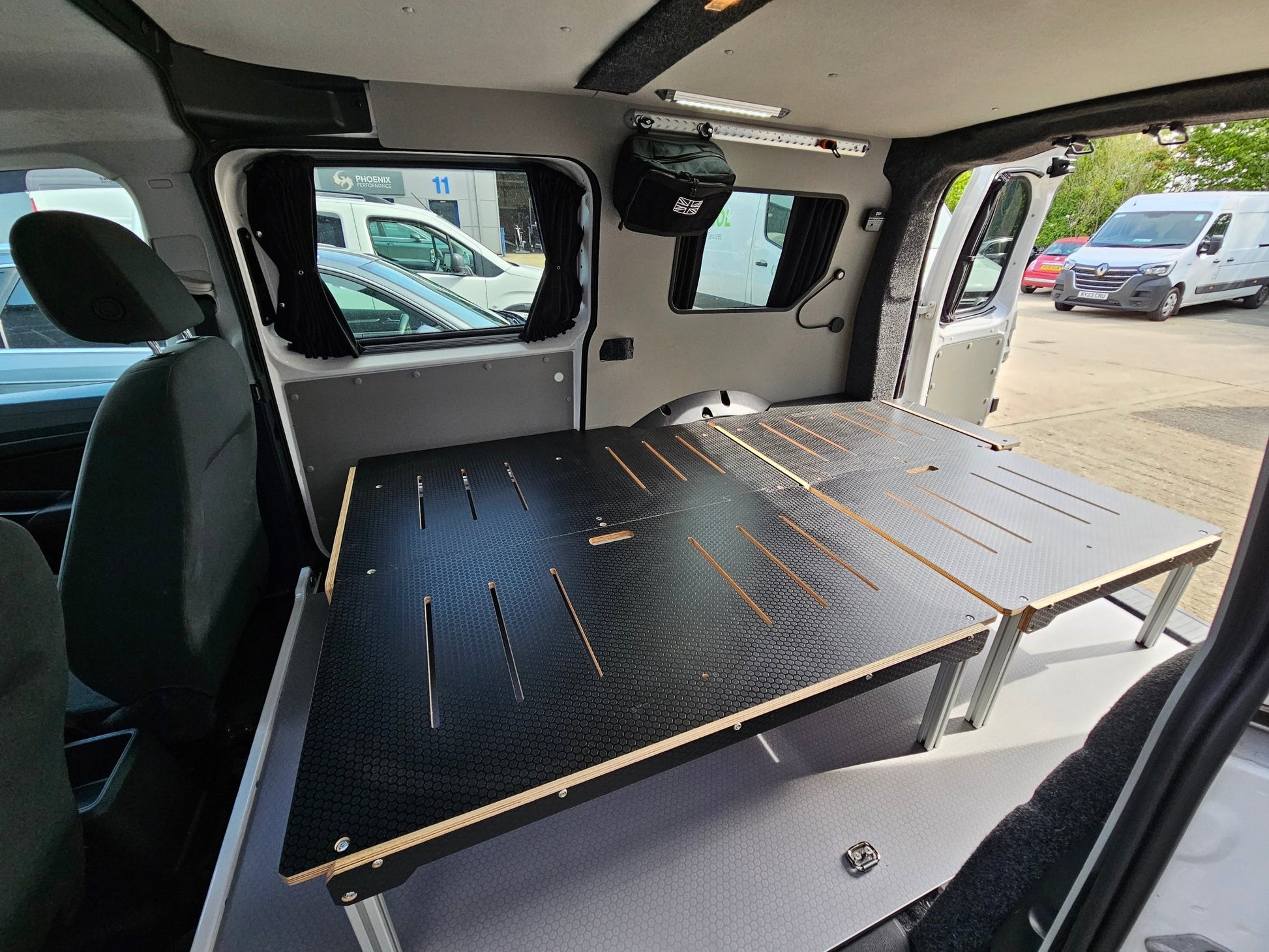 Volkswagen Caddy Maxi mk5 Compact - Bed by Vangear - campervan bed - Vangear UK